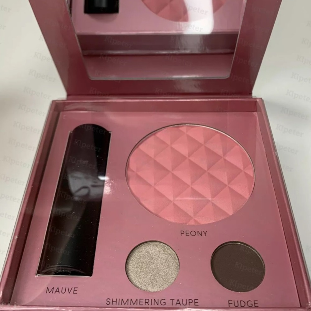 Laura Geller Classic Beauty